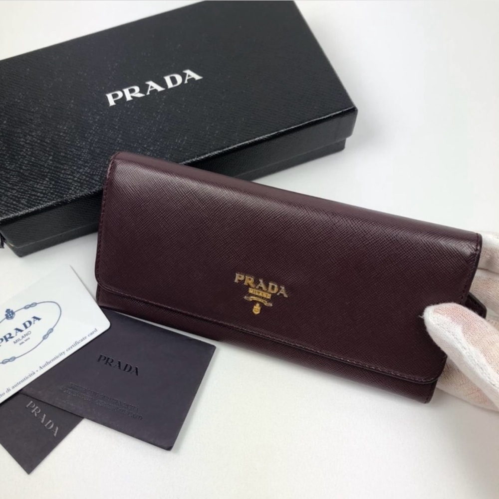 **Full inclusion Prada** Bordeaux/Multicolor Saffiano Leather Wallet